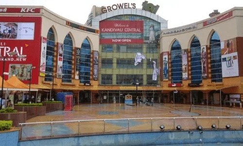 Growel's 101 Mall, Kandivali East